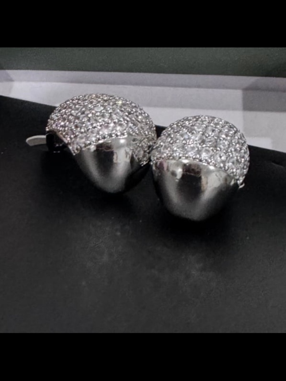 Jewels by Sunaina NARINA Silver Teardrop Stud Earrings NWT - Picture 3 of 5